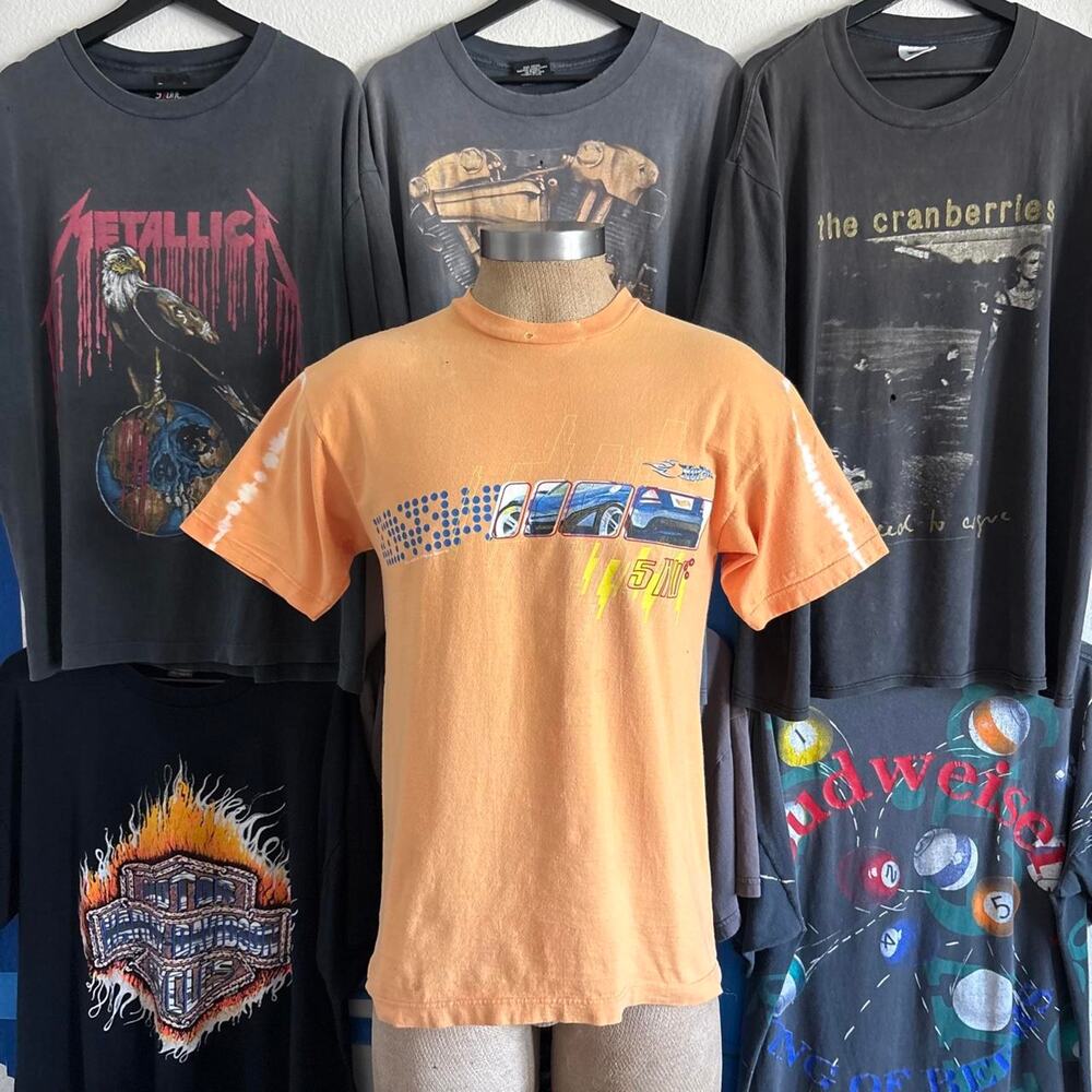 Vintage 2000s hot wheels t shirt